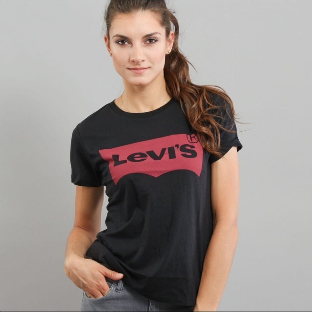 Levi's Black & Red Short Sleeve Tee Shirt (XL)